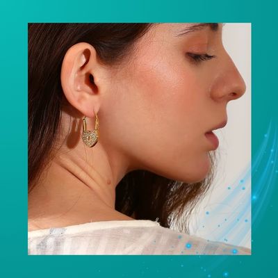 Brinco Argola Coração com Strass Banhado a Ouro 18k