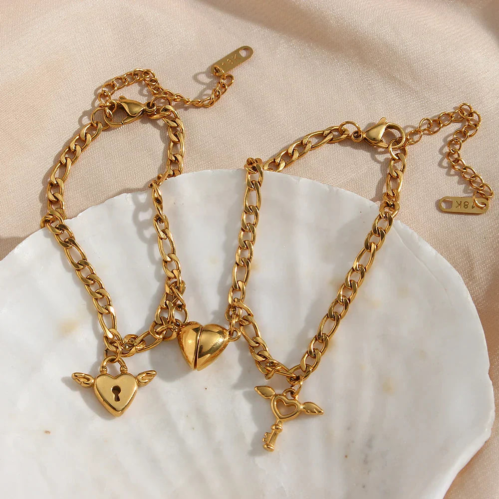 Pulseiras de Aço Inoxidável com Coração e Chave