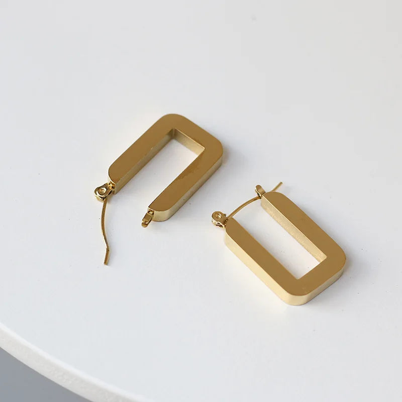 Brincos de Argola Geométricos em Ouro 18k