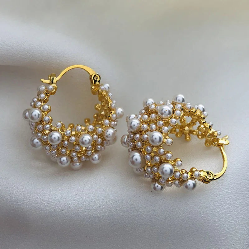 Brincos de Pérola Plus Elegantes e Modernos