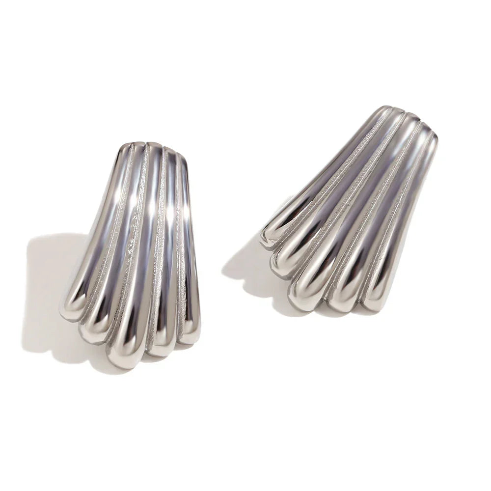 Brincos Elegância Vertical em Zircônia