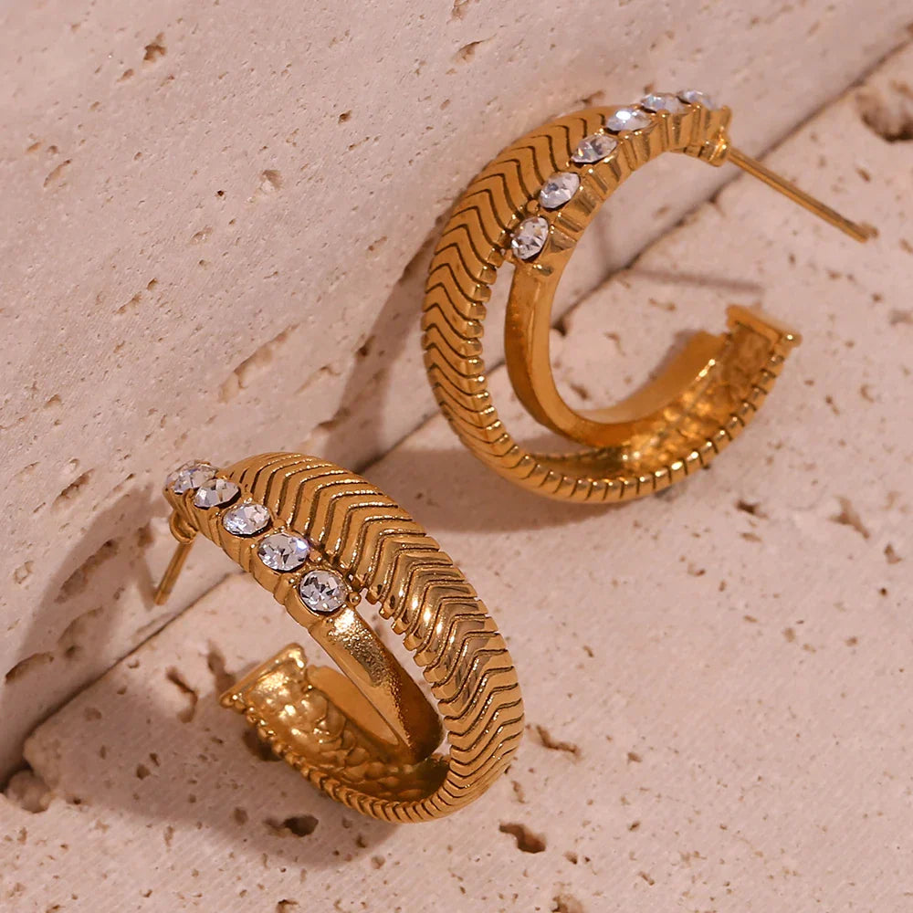 Brincos de Argola com Zircônia e Textura Espinha
