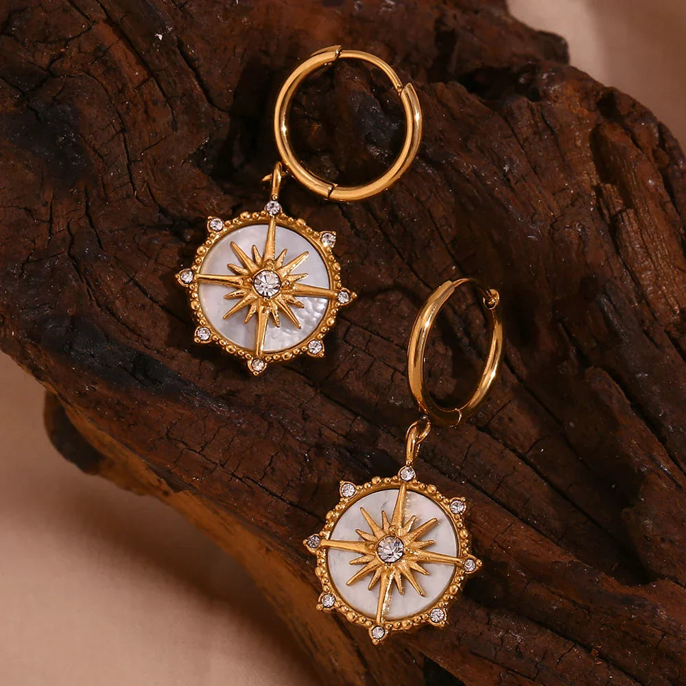 Brincos Estrela de Zircônia e Pérola Natural