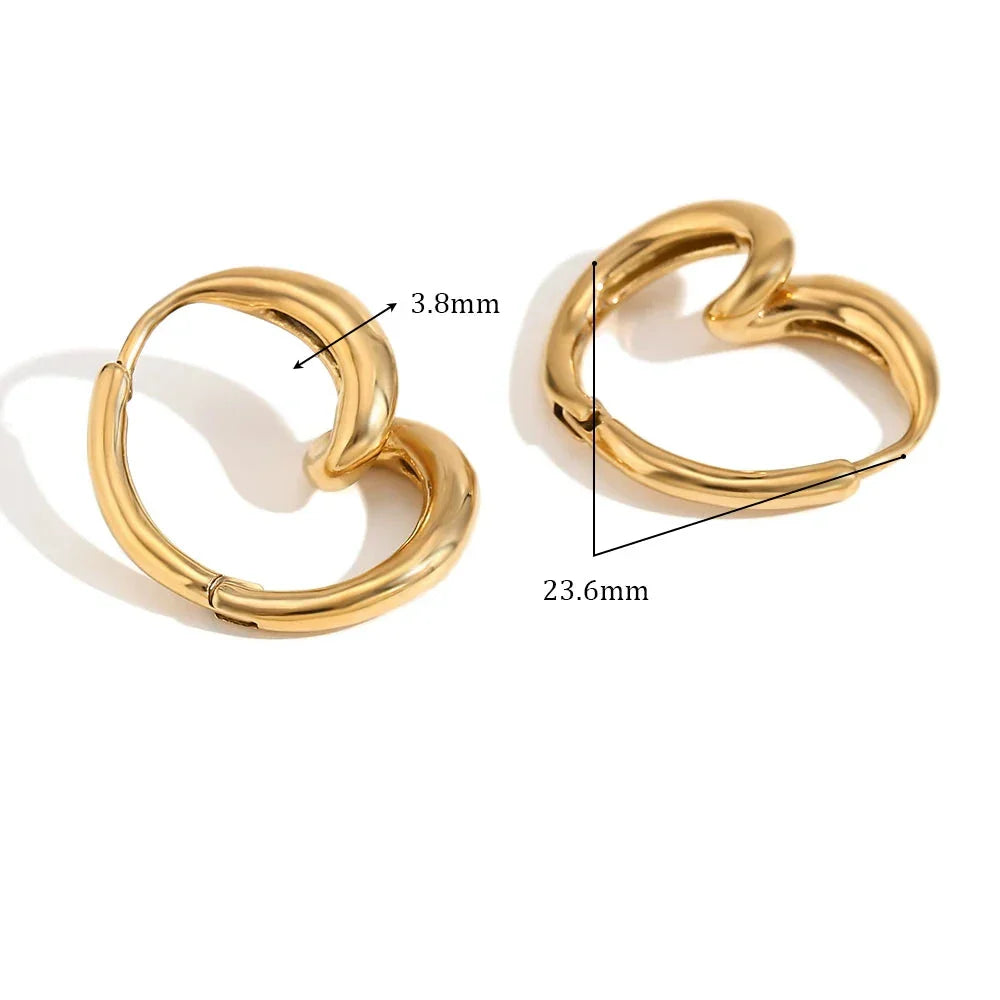 Brinco Argola Dourado com Design Orgânico