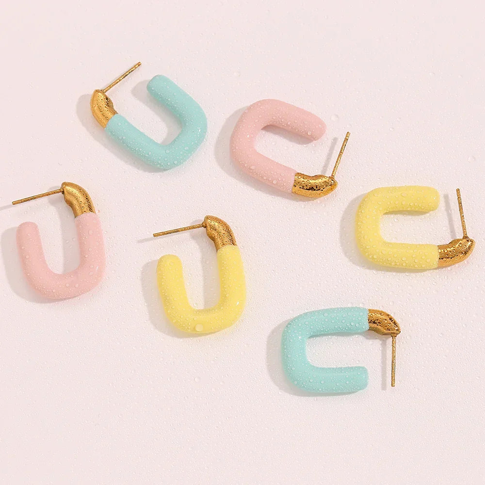 Brincos Esmaltados Elegantes em Cores Pastel
