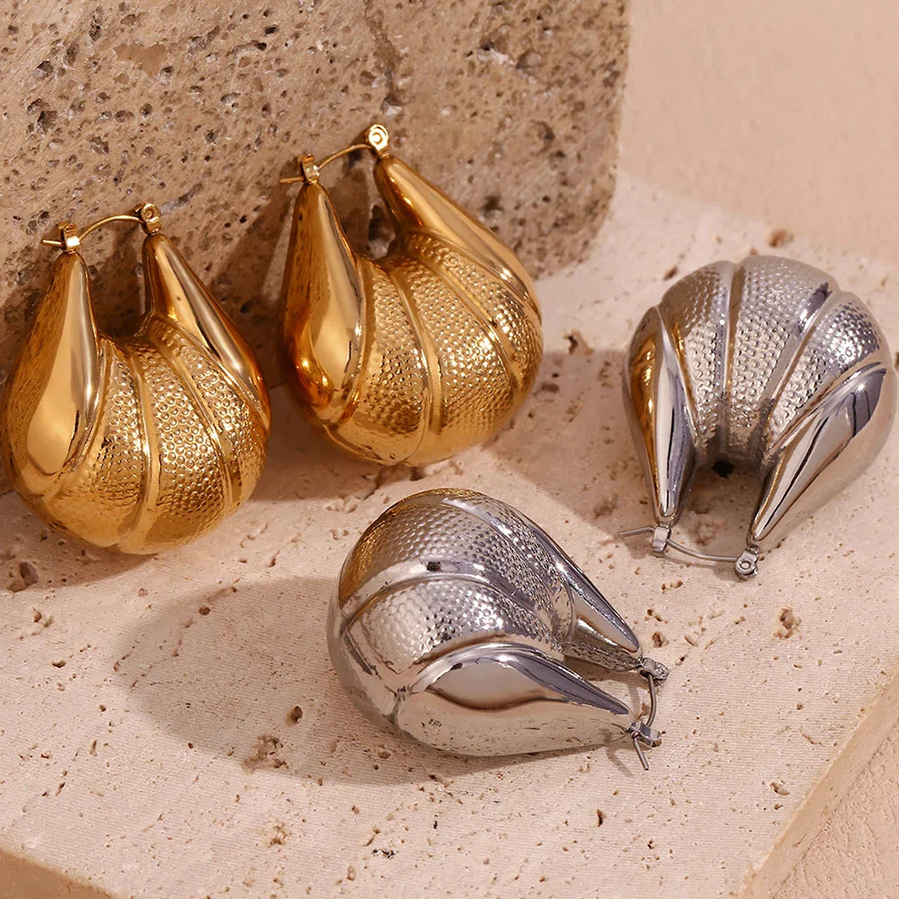 Brincos Elegância em Aço Inoxidável com Zircônia