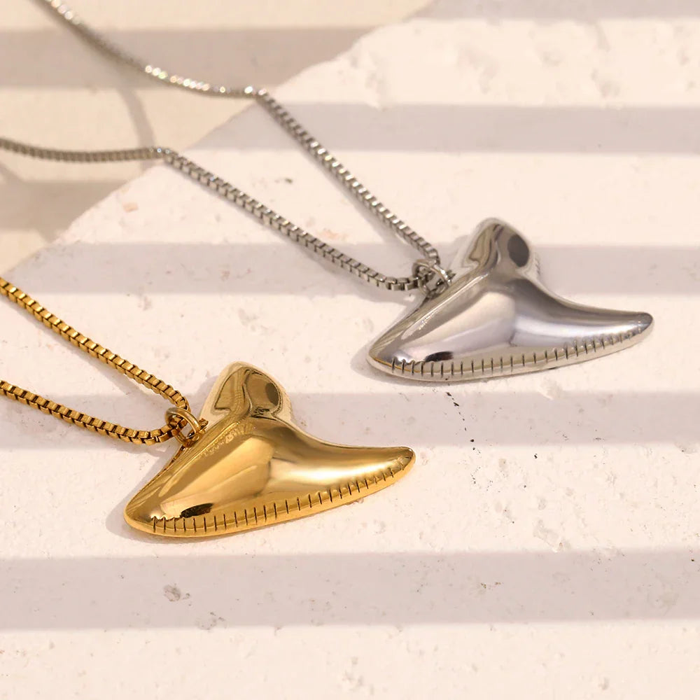 Colar Pingente Raia Manta Minimalista em Aço Inoxidável 18K