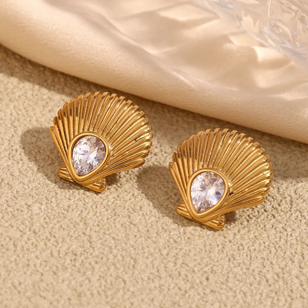 Brincos Elegantes de Concha com Zircônia