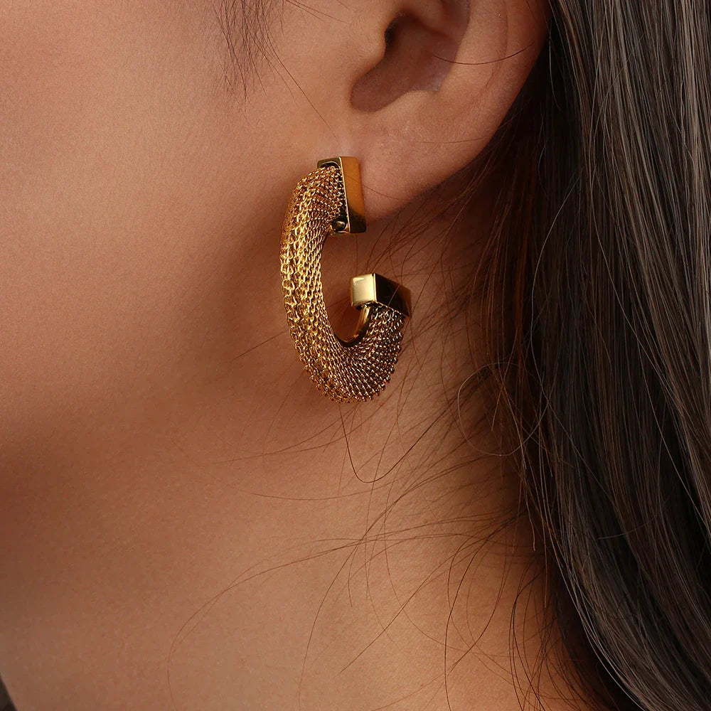 Brincos de Argola Trançados Banhados a Ouro 18K - Burnett's