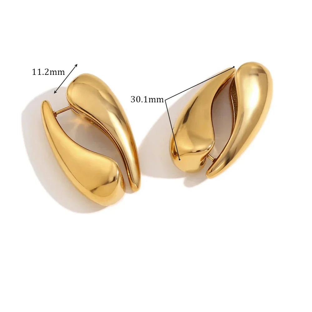 Brincos Elegância Dourada em Aço Inoxidável