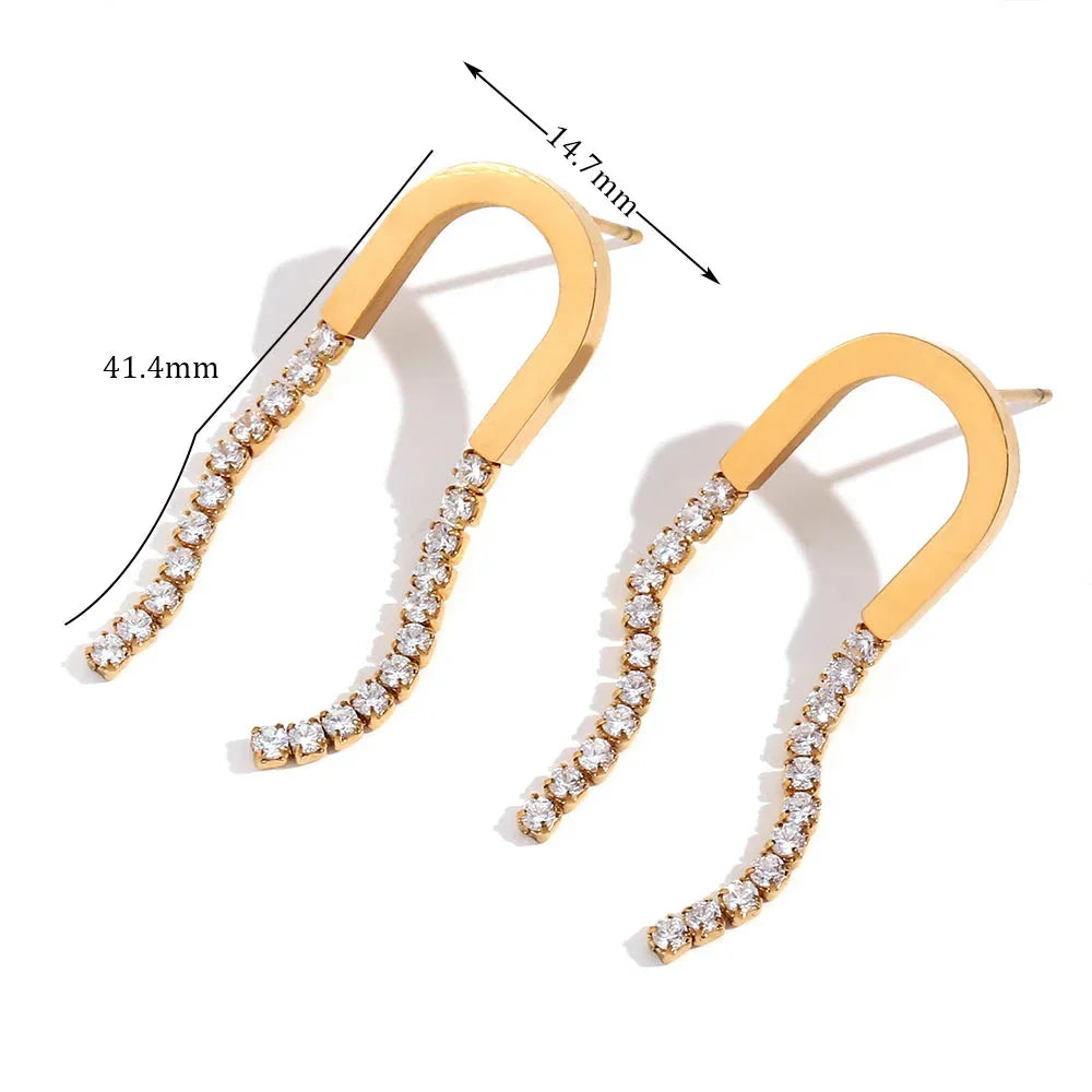 Brincos de Ouro 18K com Zircônia Elegante