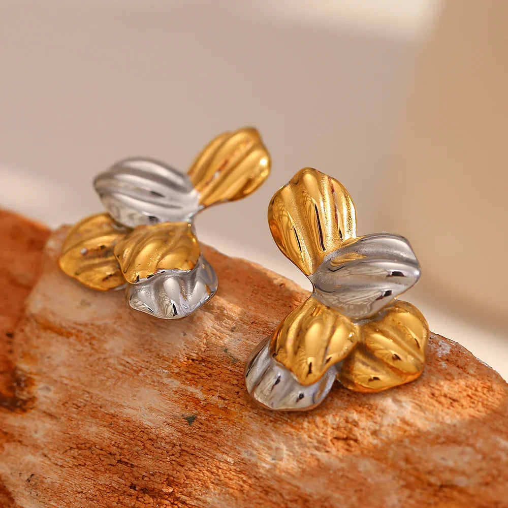 Brincos Elegantes de Folhas Bicolores em Aço Inoxidável