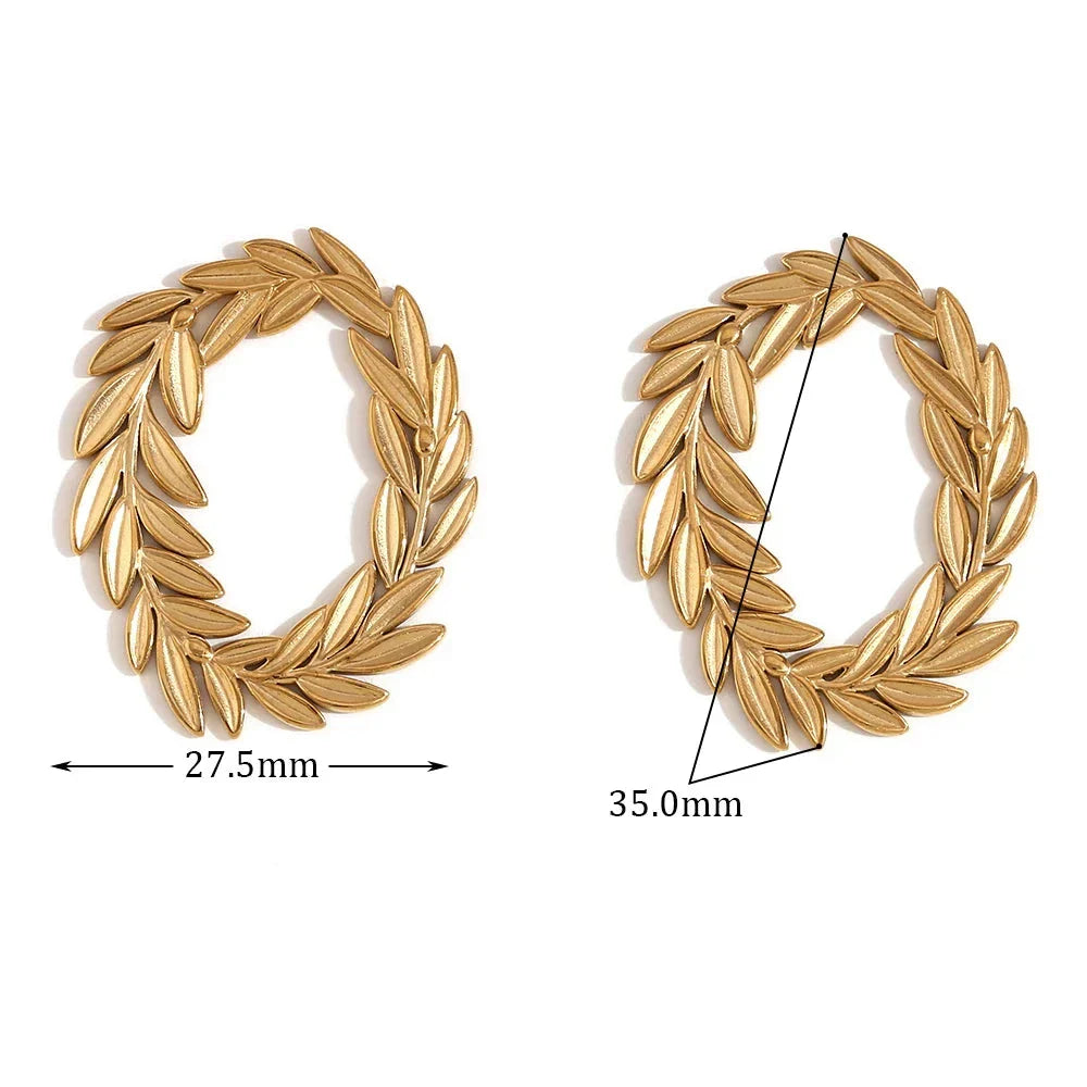Brincos de Argola Folheados a Ouro com Design de Folhas