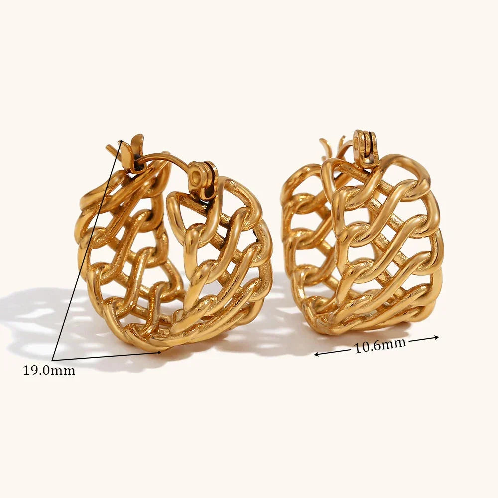 Brincos de Argola Dourados com Design Trançado