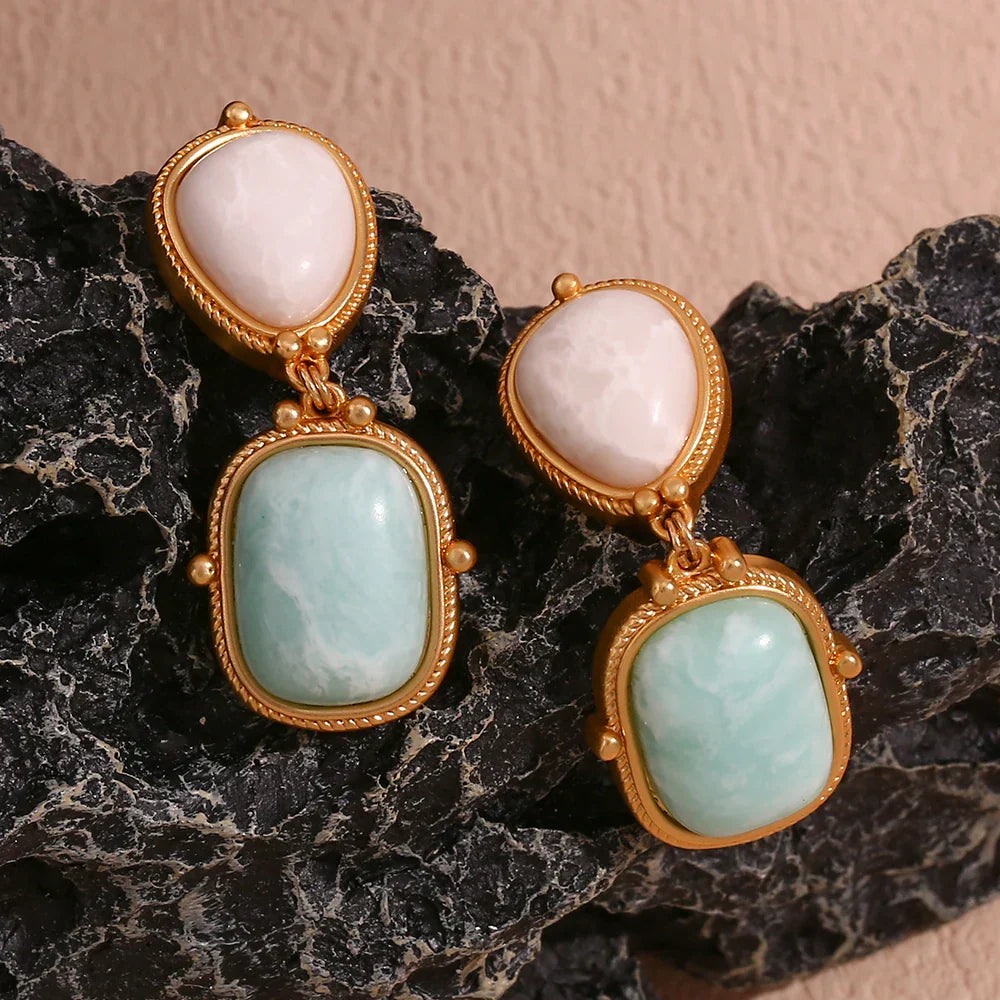 Brincos Elegantes de Jade Branco e Amazonita