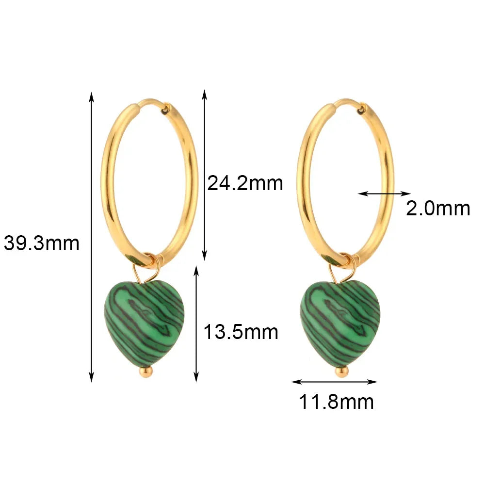 Brincos de Argola com Pingente de Coração em Zircônia