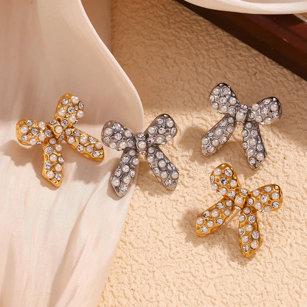 Brincos Elegantes de Laço com Zircônia e Pérolas
