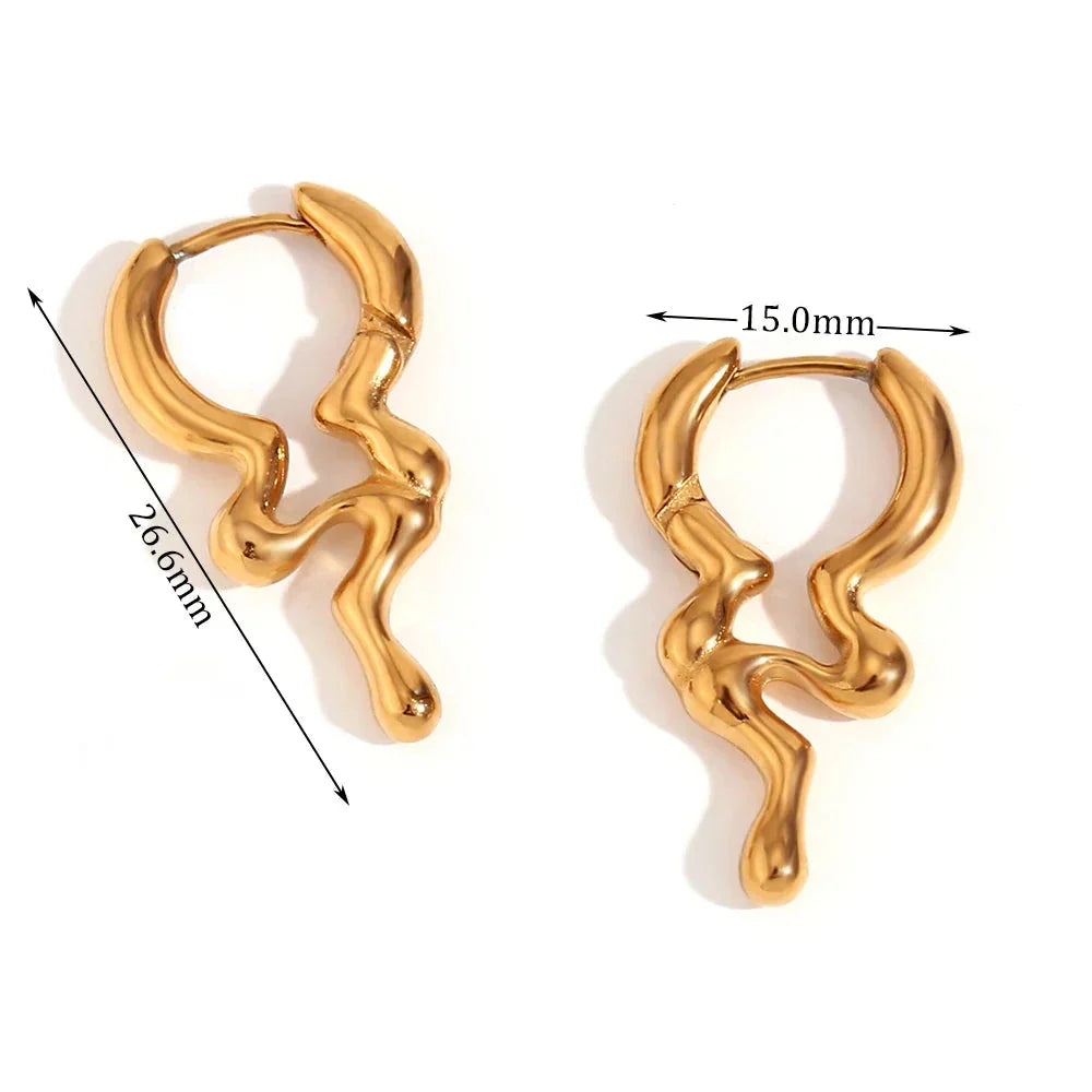 Brincos Elegantes de Gota Dourada