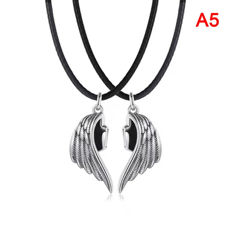 Couple Classic Game Lover Necklace Kindred Hunter Pendant High-quality Necklace Jewelry Gift Accessories