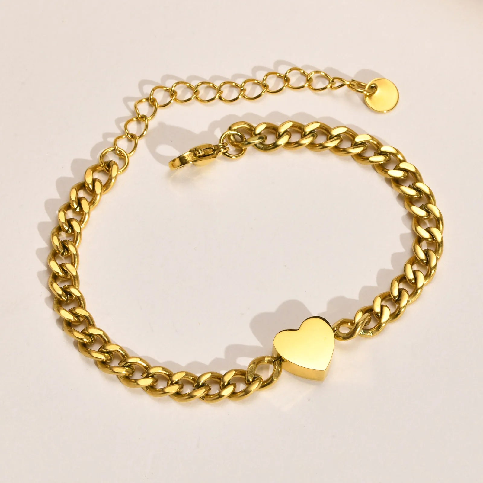 Pulseiras com coraçãozinho