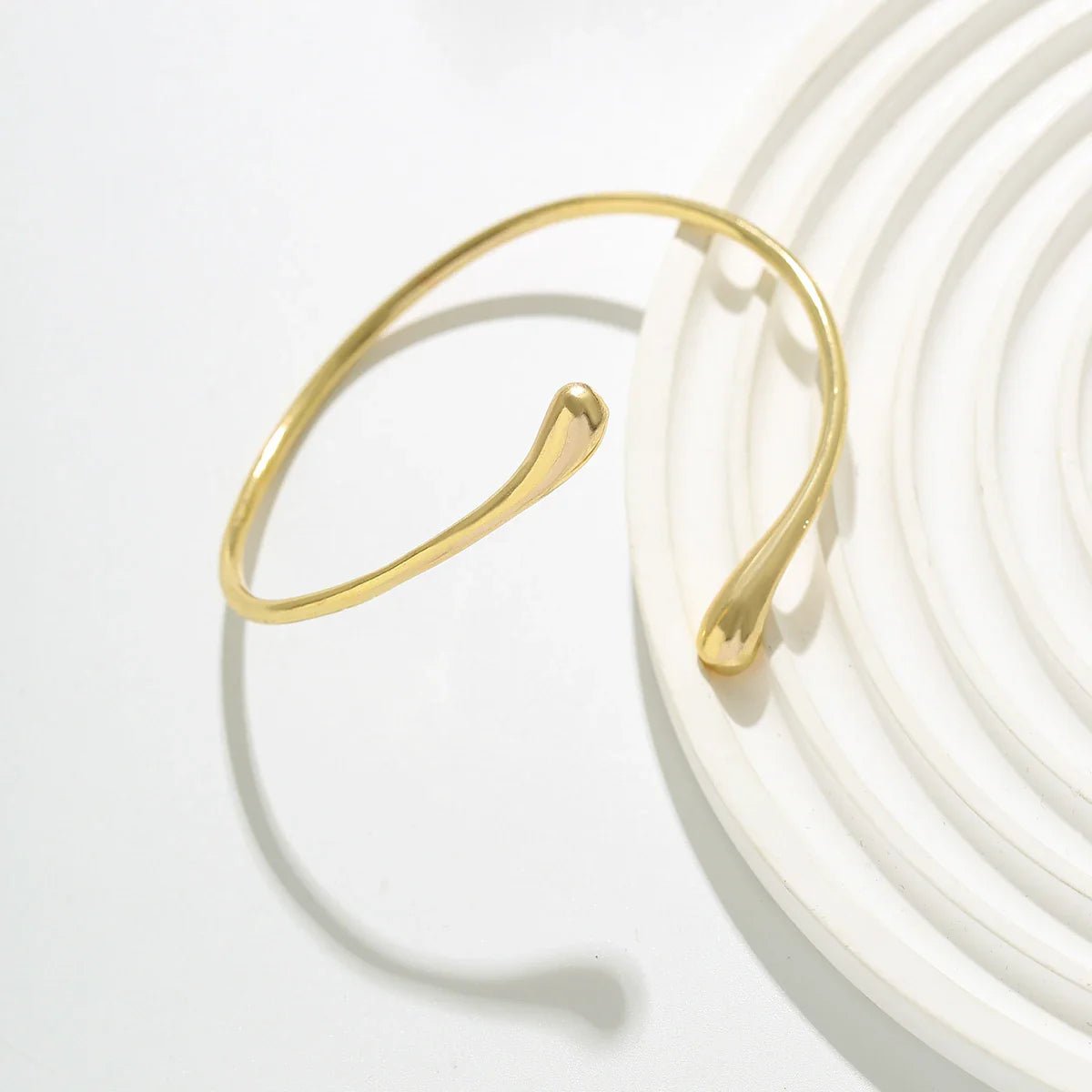 Bracelete Dourado Luxe - Tudo Tem