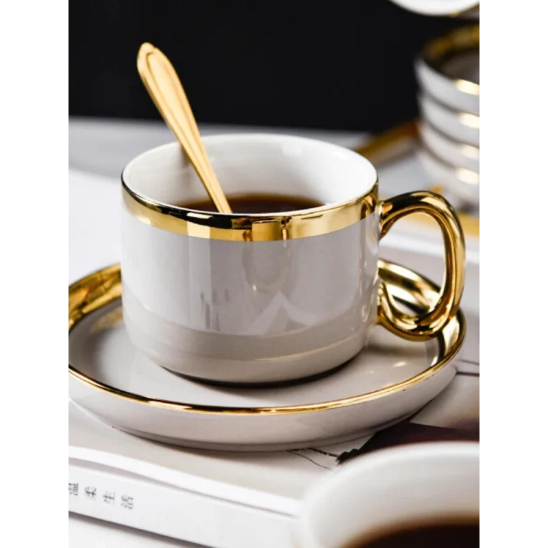 Caneca de Café de Cerâmica Luxuosa