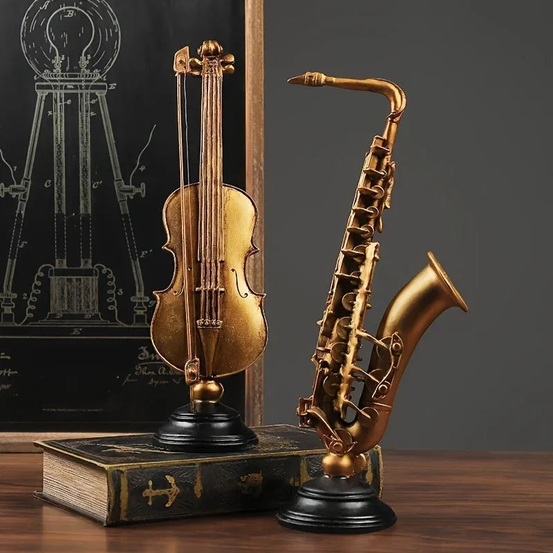 Ornamento Decorativo Instrumentos Dourados Violino e Saxofone