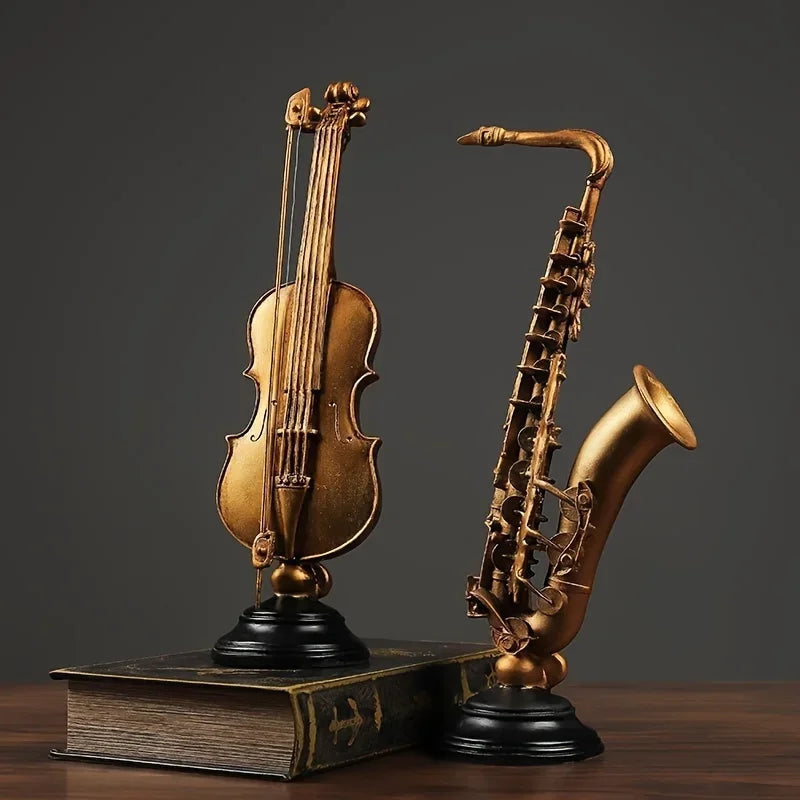 Ornamento Decorativo Instrumentos Dourados Violino e Saxofone