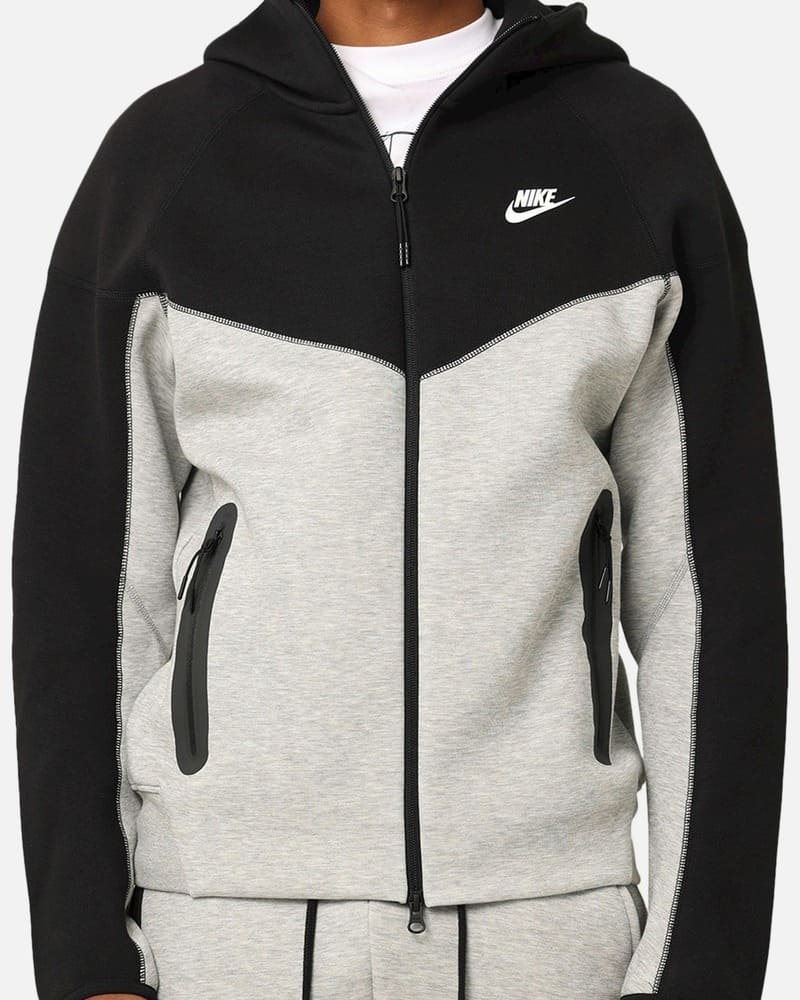 Conjunto Nike Tech Fleece Cinza/Preto 2023 (New Season)