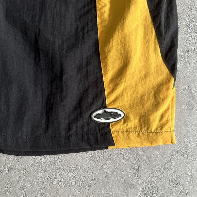 Shorts Corteiz Preto Amarelo