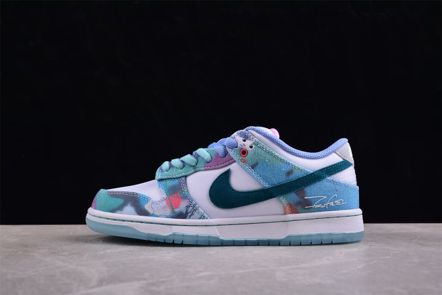 Nike SB Dunk Low Futura Laboratories Bleached Aqua