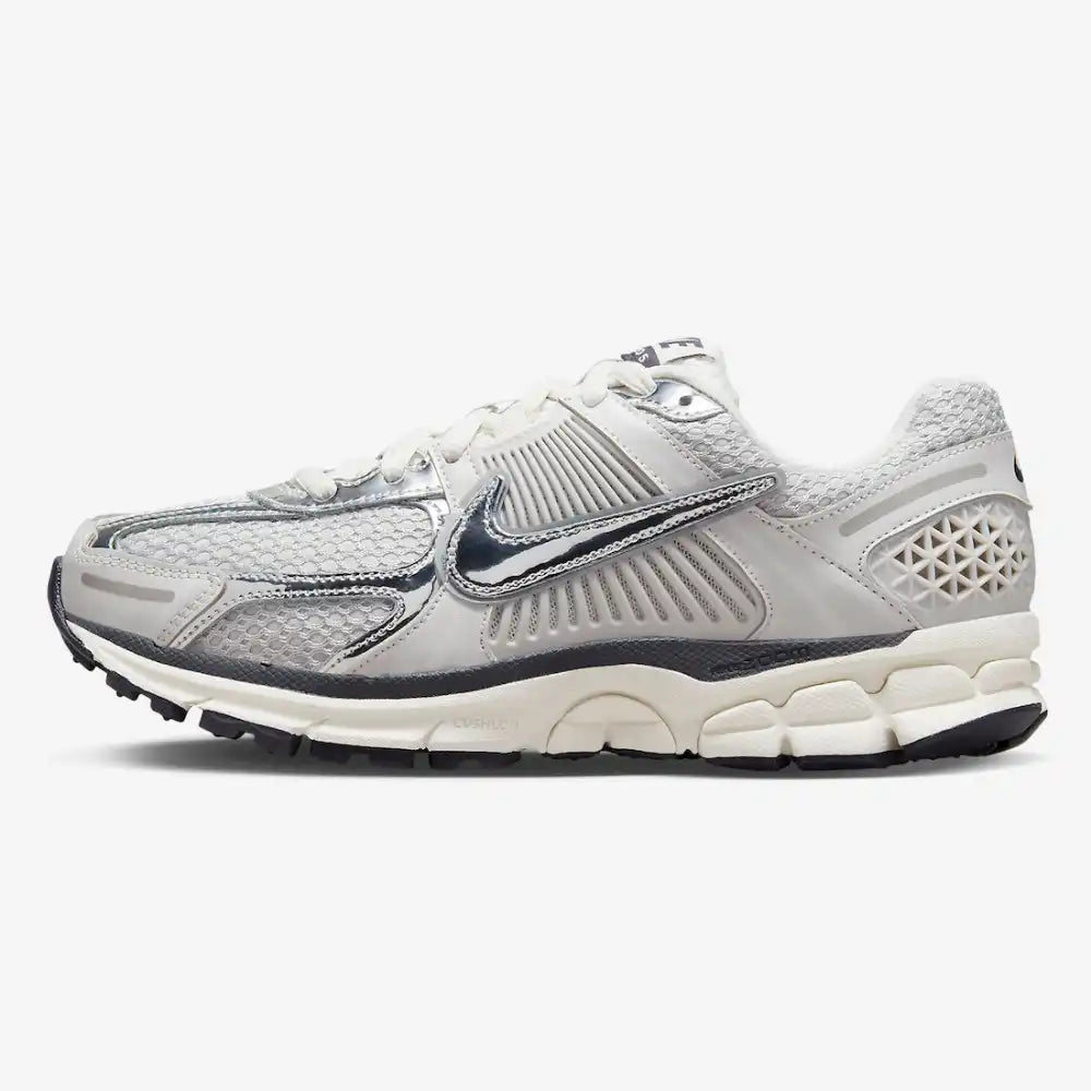 Nike Zoom Vomero 5 Photon Dust Metallic Silver