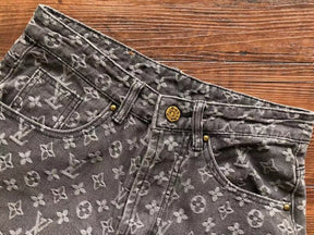 Calça Louis Vuitton Distressed Baggy Monogram Jeans