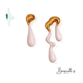 Brincos Assimétricos Waterdrop em Esmalte