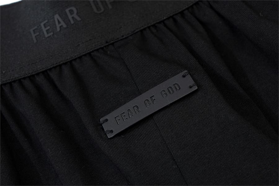 Shorts  Fear Of God Essentials Preto