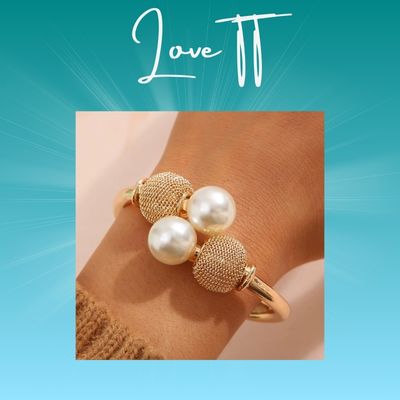 Pulseira Elegante com Pérolas Barrocas Douradas