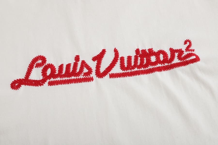 Camiseta Louis Vuitton x Nigo Embroidered Mockneck