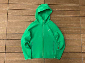 Conjunto Calça Nike x NOCTA Tech Fleece Stadium Green/Sail