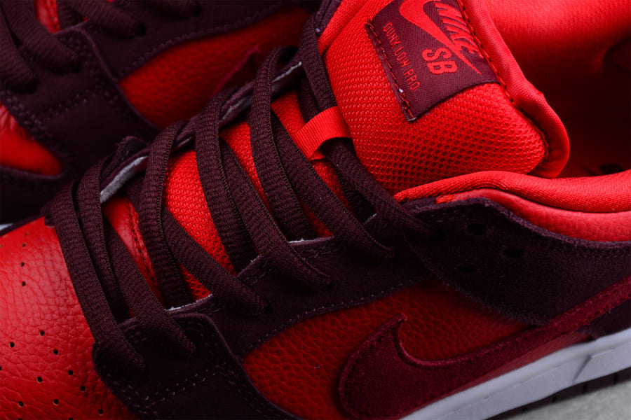 Nike SB Dunk Low Cherry