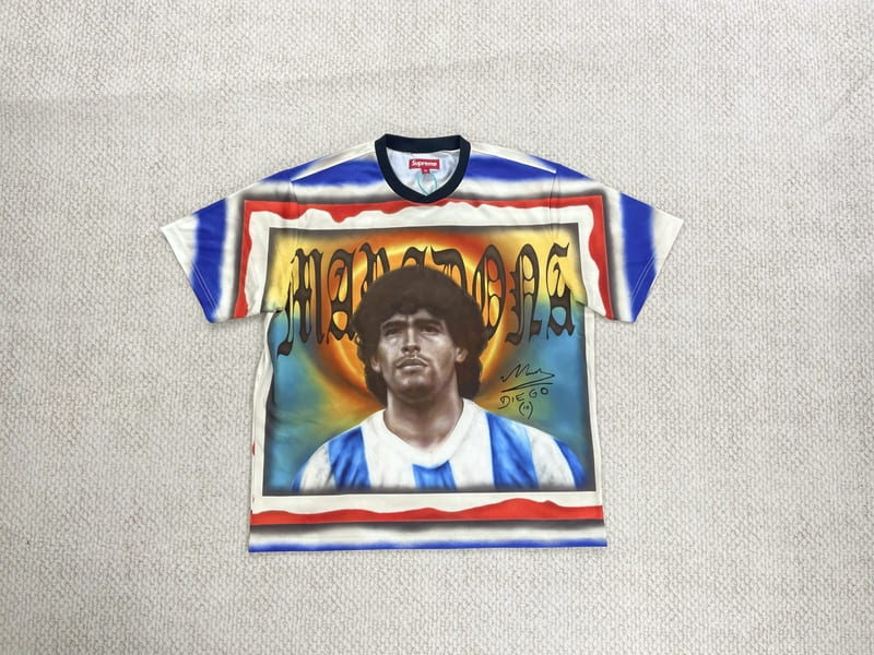 Camiseta Supreme Maradona Soccer