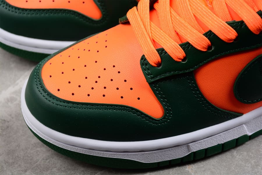 Nike Dunk Low Miami Hurricanes