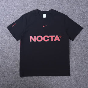 Camiseta Nike x NOCTA Cobra