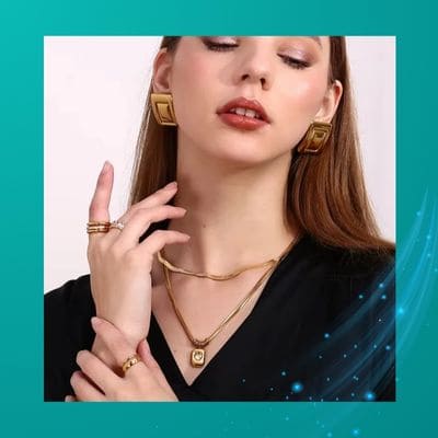 Colar Duplo Coração com Zircão Banhado a Ouro 18K