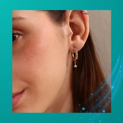 Brinco de Argola com Pingente de Coração e Zircônia