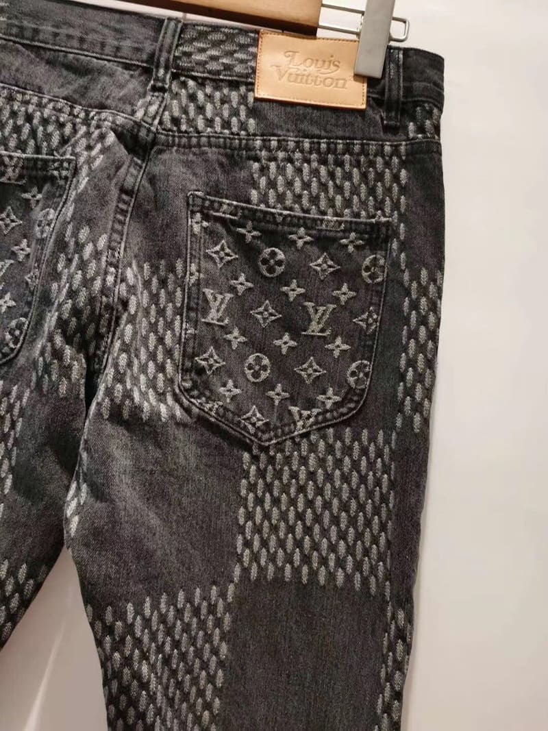 Calça Louis Vuitton x Nigo Giant Damier Waves MNGM