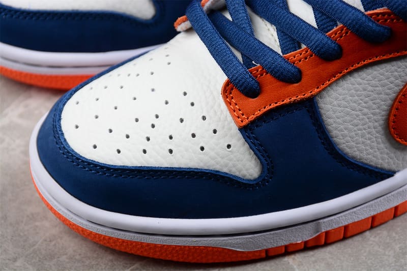 Nike SB Dunk Low Broncos