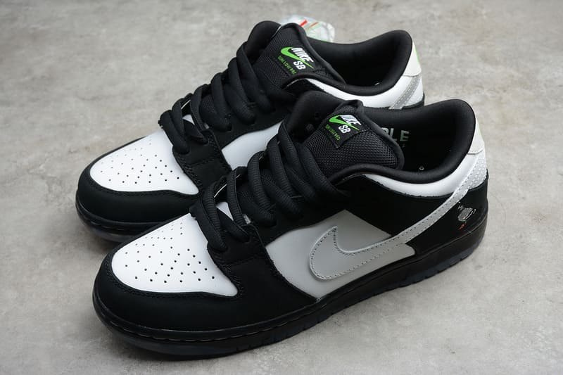 Nike SB Dunk Low Panda Pigeon (Special Box)