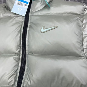 Jaqueta Puffer Nike NOCTA Cinza