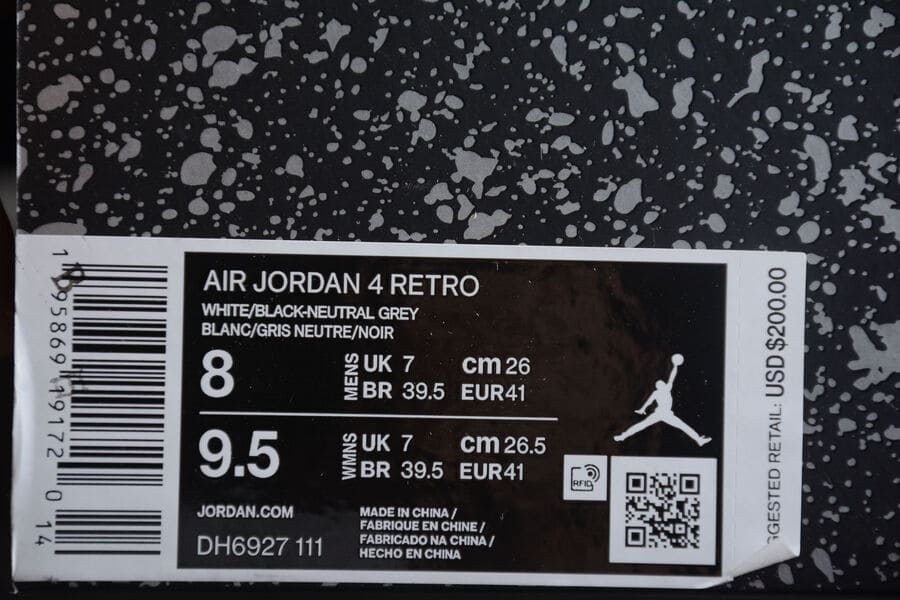 Air Jordan 4 Military Black