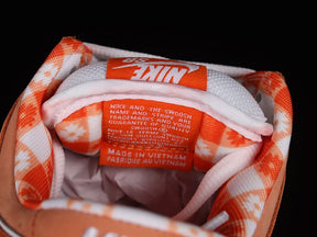 Concepts x Nike SB Dunk Low Orange Lobster